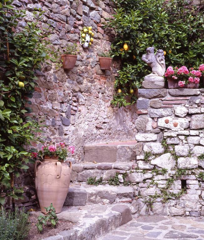 Antica Casa "Le Rondini" Bed and Breakfast Borgo a Buggiano Εξωτερικό φωτογραφία