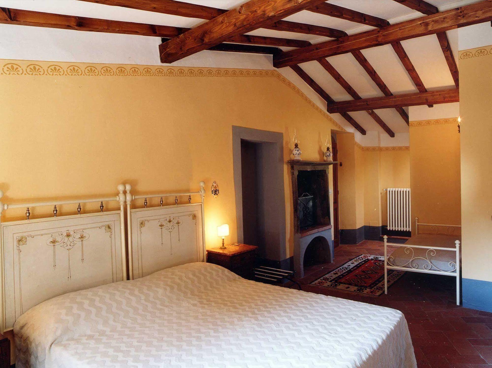 Antica Casa "Le Rondini" Bed and Breakfast Borgo a Buggiano Εξωτερικό φωτογραφία