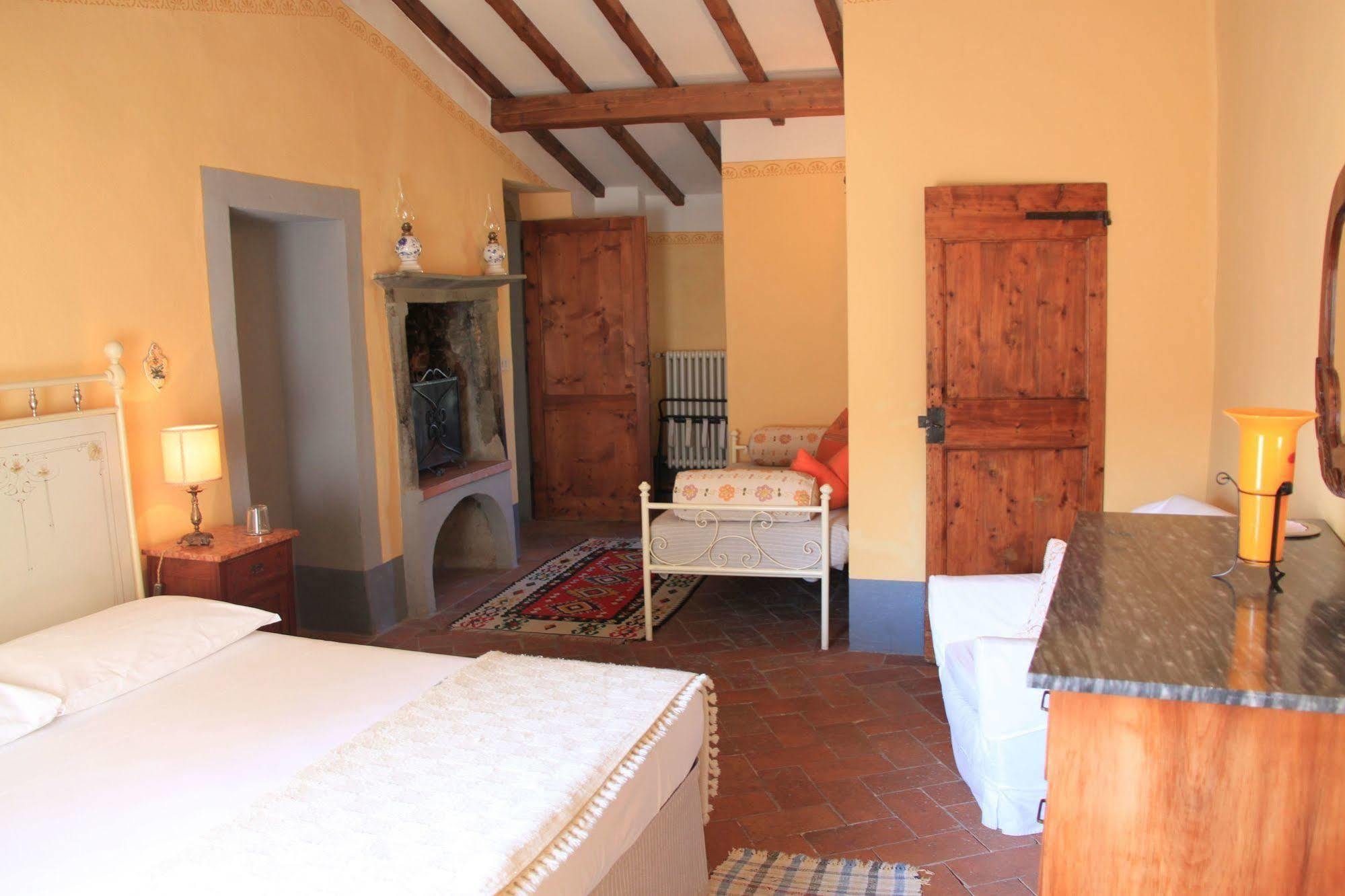 Antica Casa "Le Rondini" Bed and Breakfast Borgo a Buggiano Εξωτερικό φωτογραφία