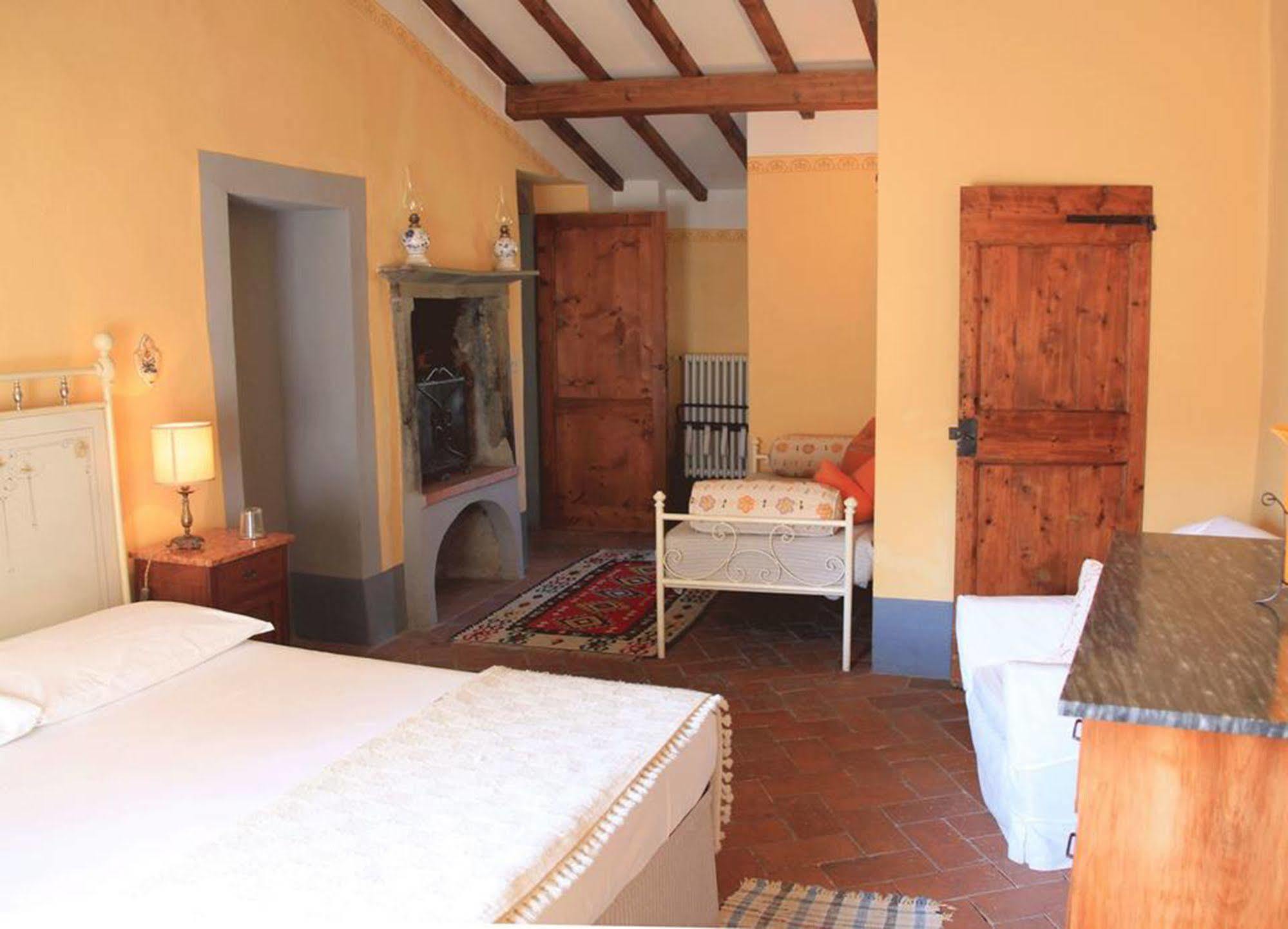 Antica Casa "Le Rondini" Bed and Breakfast Borgo a Buggiano Εξωτερικό φωτογραφία