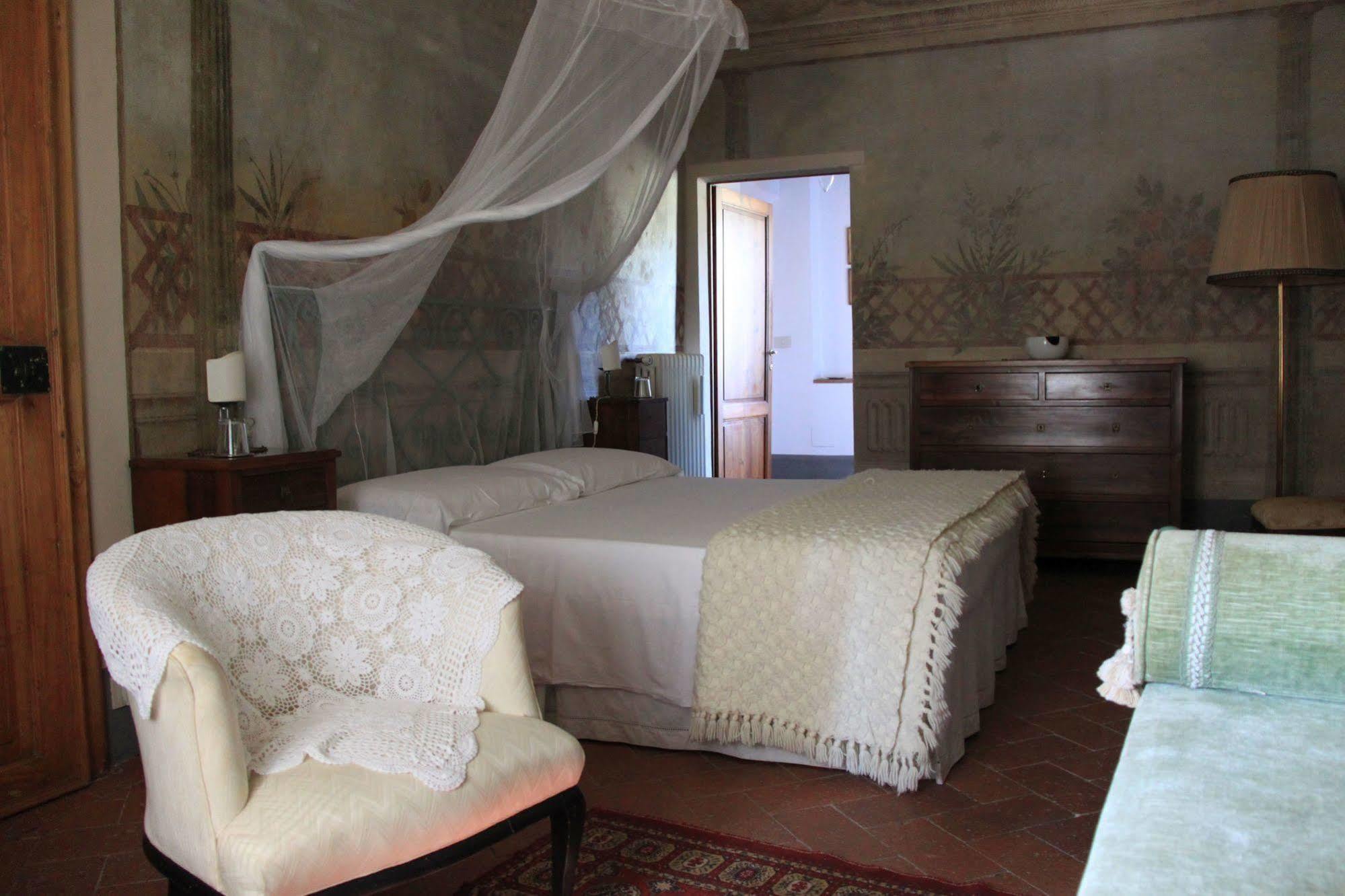 Antica Casa "Le Rondini" Bed and Breakfast Borgo a Buggiano Εξωτερικό φωτογραφία